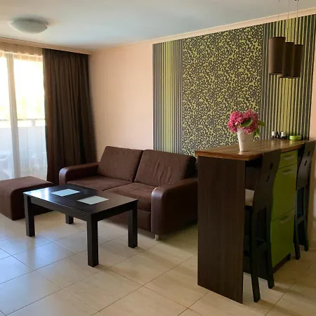 Arena Complex Хотел